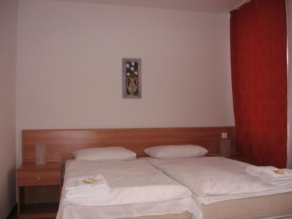 Hotel Lido Miskolc Esterno foto